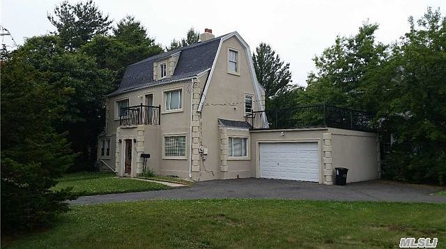 2nd image of 401 Oceanpoint Ave