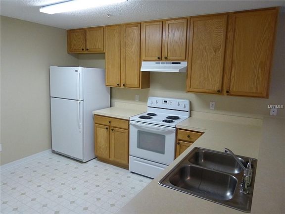 4th image of 269 Sterling Springs Ln