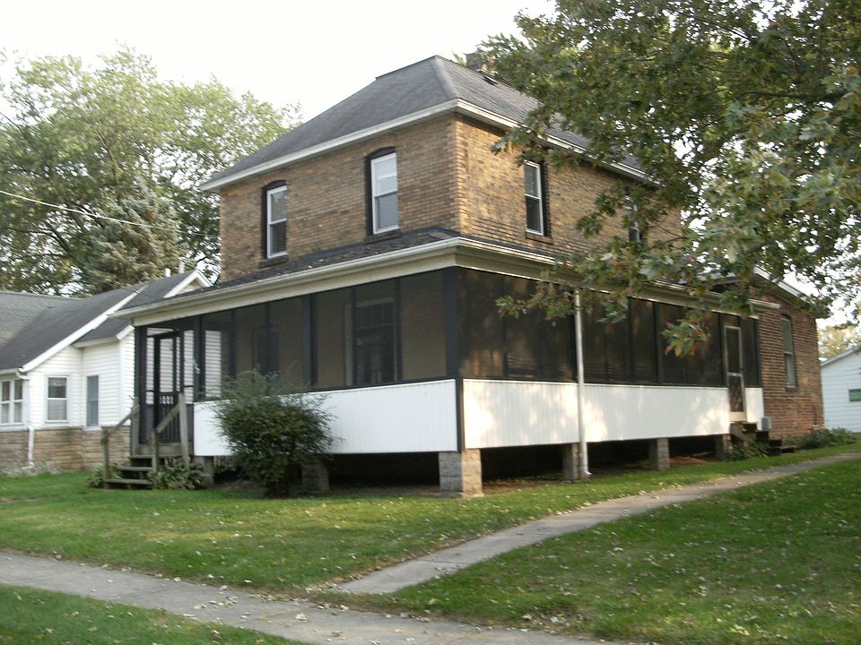 1st image of 206 E Taylor St