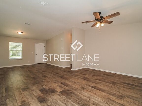 2nd image of 407 Pine Dr