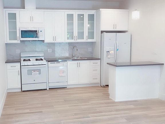 5th image of 1394 San Juan St #1394