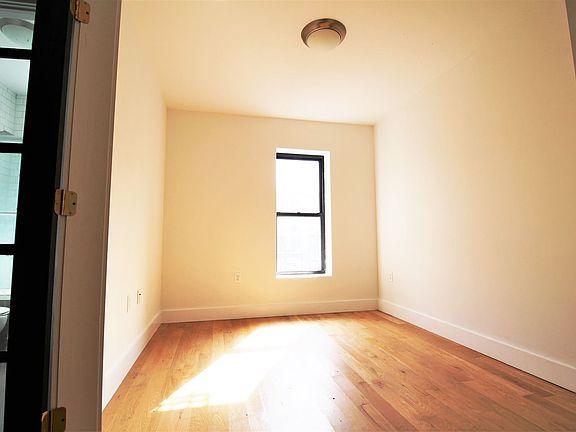 IMG_9928 - Copy - Copy (2)