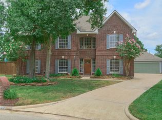 28130 Laura Ct, Conroe, TX 77385