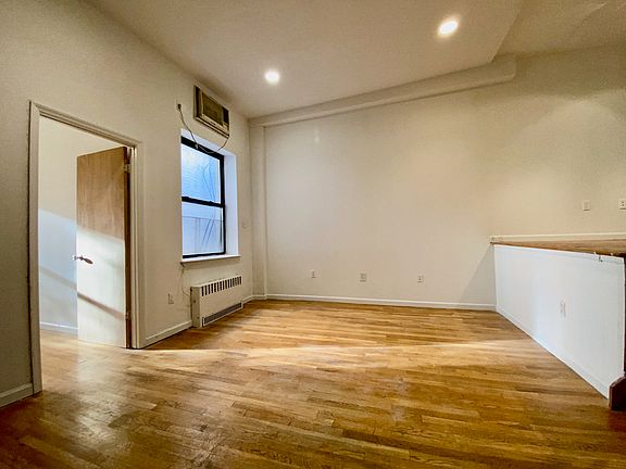 3rd image of 235 E 33rd St #10R