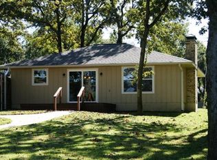 136 Ocean Dr, Gun Barrel City, TX 75156