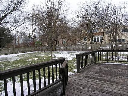 3rd image of 384 Cottonwood Ln
