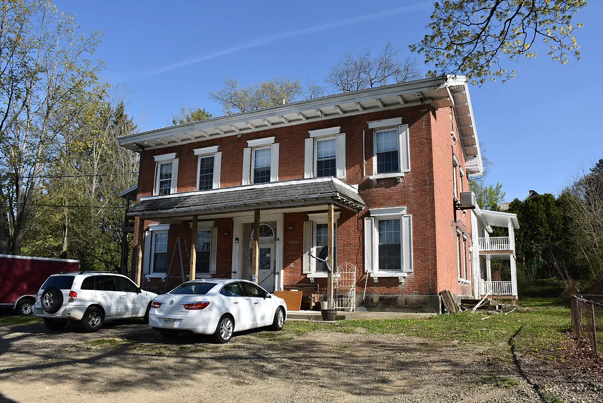 Building Photo - 563 Randolph St #7