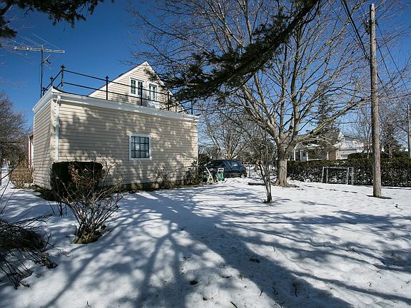 5th image of 2 Manor Ct