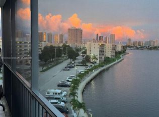 2910 Point East Dr APT M601, Aventura, FL 33160