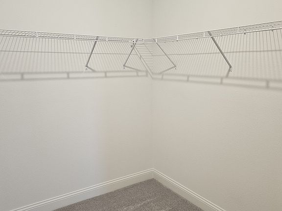 2nd image of 61 Hogan Court St