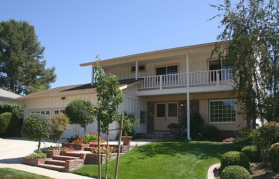 1st image of 748 W San Martin Pl