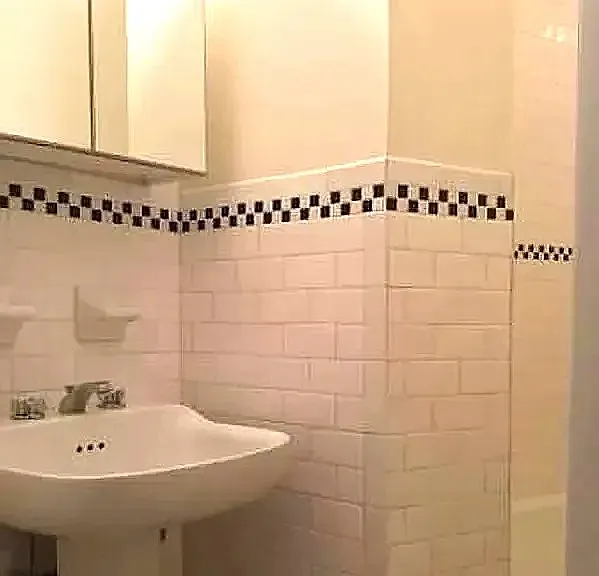 135 W 24th St #1A — Photo 5