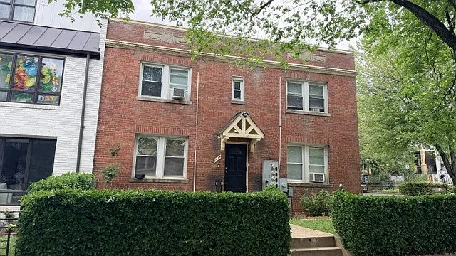 1424 Staples St NE #1