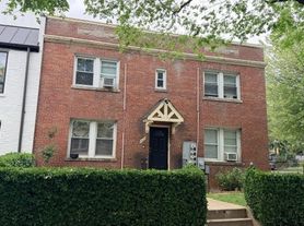 1424 Staples St NE, Washington, DC
