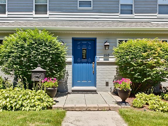 5th image of 158 Newberry Ave