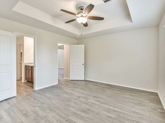 4th image of 16703 Twisted Oak Dr #14705