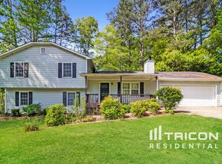 2640 Montego Dr, Buford, GA 30519