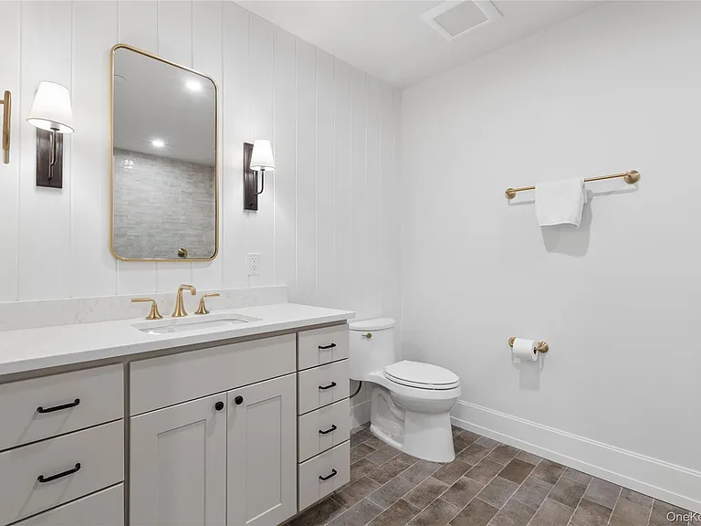 25 S Riverside Ave #207 — Photo 17
