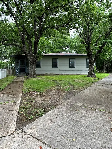 700 11th St N Photo 1 700 11th St N Photo 1