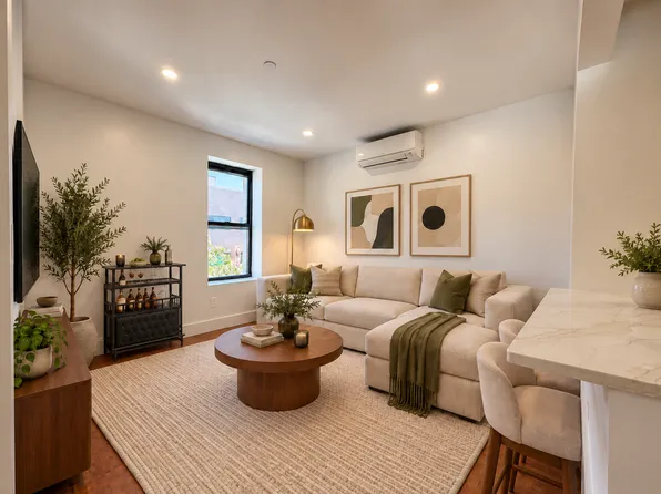 5102 Fifth Avenue image 1 of 20