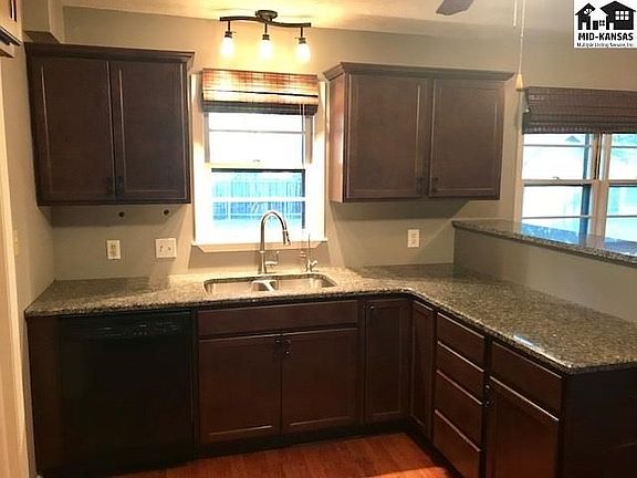 5th image of 1510 Linwood Dr