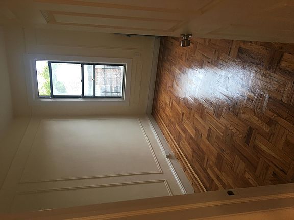 3rd image of 1456 Leland Ave APT 2R