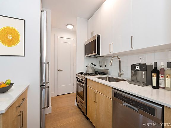 2nd image of 15 W 139th St APT 15B