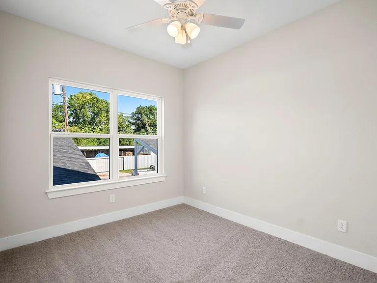 8016 Willow St #C — Photo 16