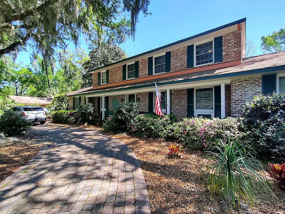1st image of 10331 Sylvan Ln W