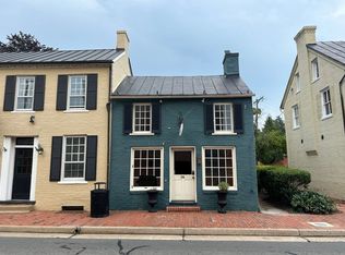 26 W Market St #A, Leesburg, VA 20176