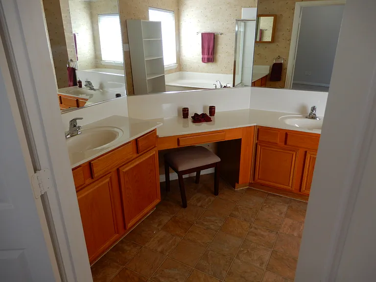5904 Pinyon Dr — Photo 7