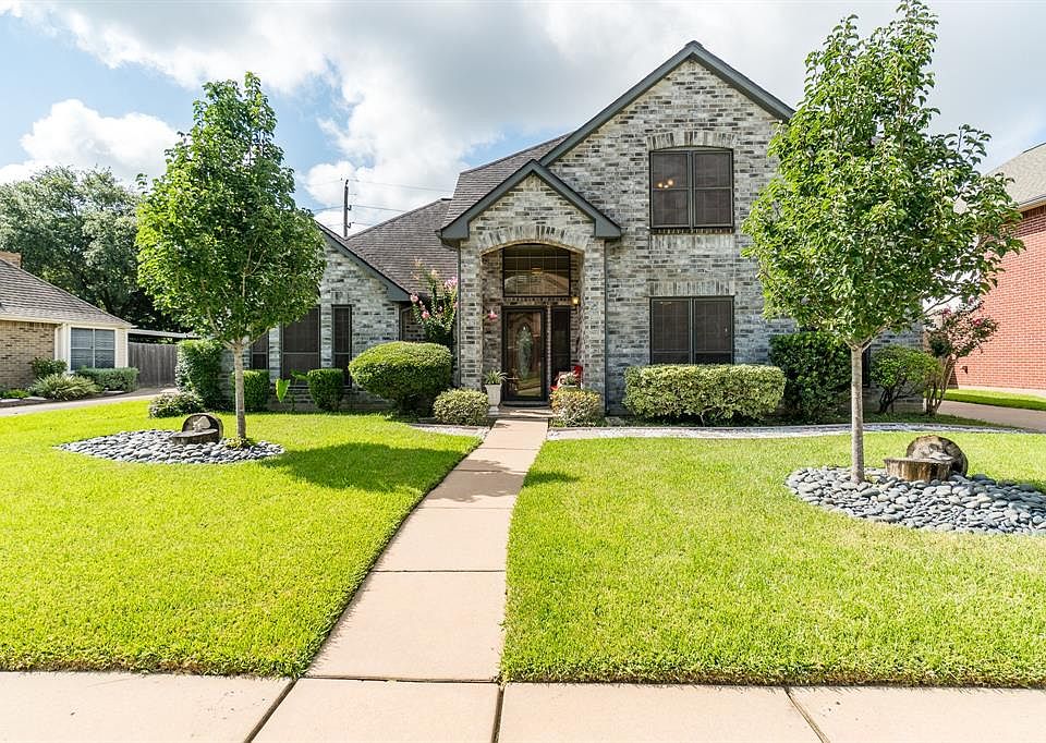 1st image of 11419 Jockey Club Ct