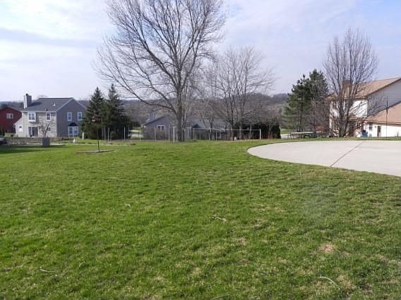 4th image of W235N7061 Prairie Ln