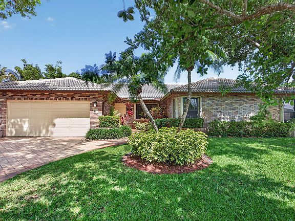 2nd image of 1311 NW 111th Way
