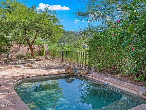 3rd image of 5338 N Ridge Spring Pl