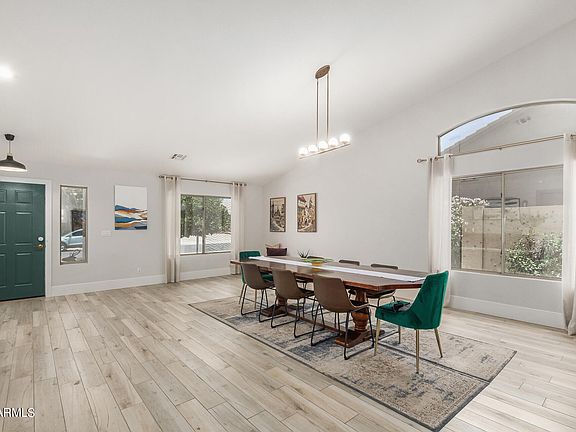 3rd image of 4545 E DARTMOUTH Street