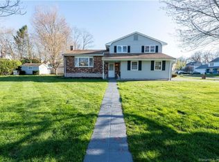 5 Lucas Cir, Newington, CT 06111