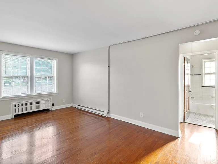 120 Church St — Photo 2