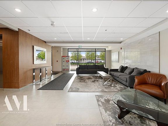 2nd image of 250 Manning Rd #406