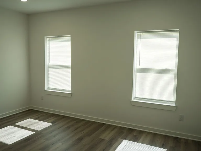 317 Whitestar Ln — Photo 25