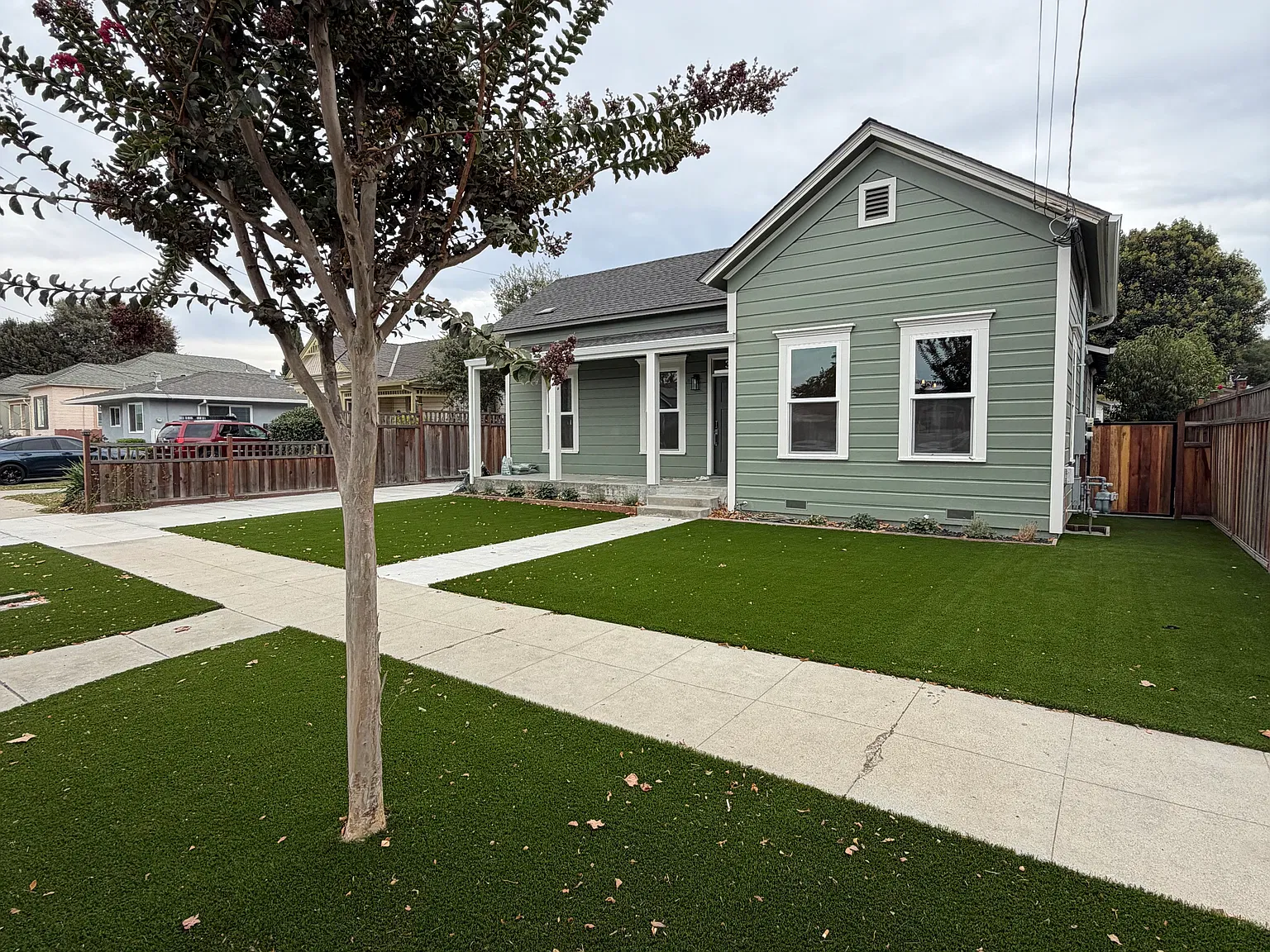 3 bed, 2.5 bath, 1826 sqft, $3,960 — Photo 1