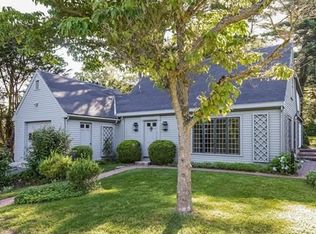 118 Grapevine Rd, Wenham, MA 01984