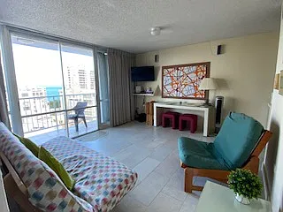 Studio, 1.0 bath, 400 sqft, $1,800 — Photo 3