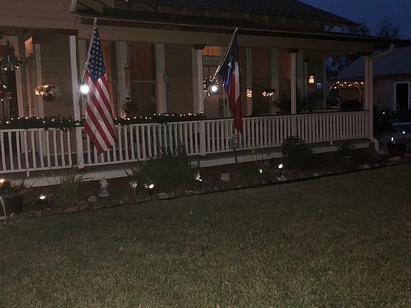 2nd image of 116 W Klein St