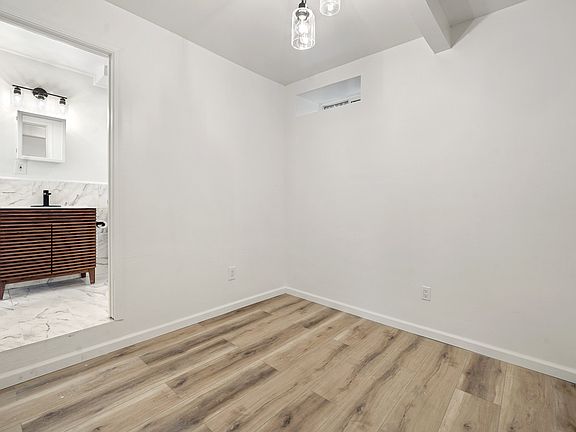 5th image of 1556 1/2 Parmer Ave #1556.5