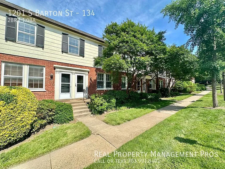 1201 S Barton St #134 — Photo 1