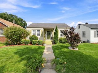 2007 44th St, Rock Island, IL 61201