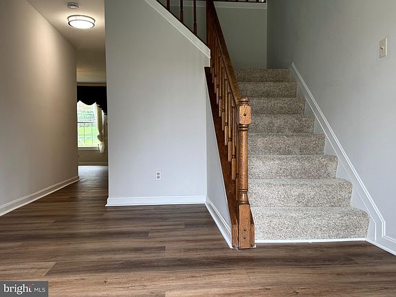 3rd image of 3934 White Rose Way