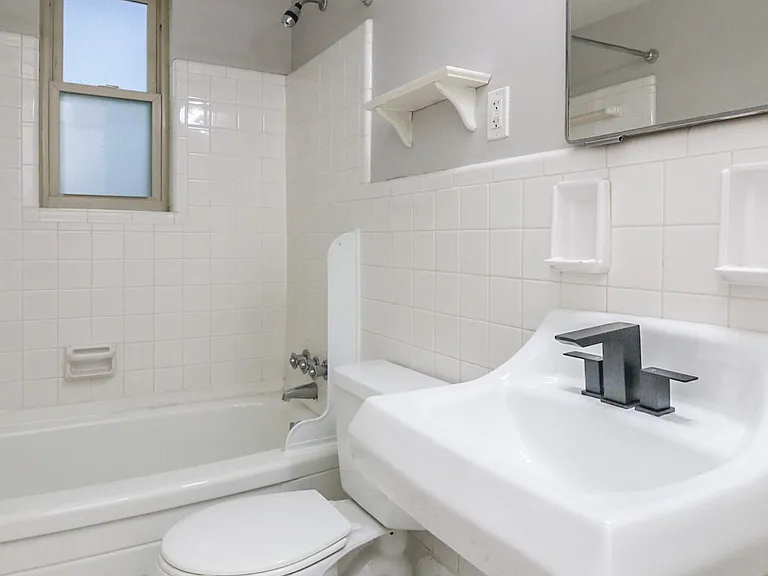 3534 Zumstein Ave #2 — Photo 7