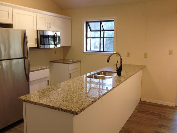 4th image of 6920 Flintwood St